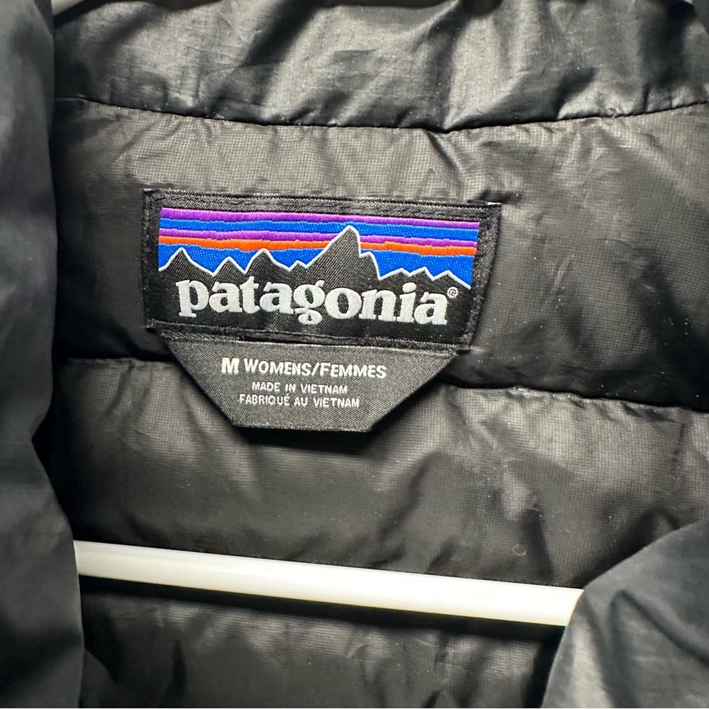 Patagonia Women's Black Puffer Vest Goose Down Outdoor Athletic Hiking Medium - Picture 5 of 7